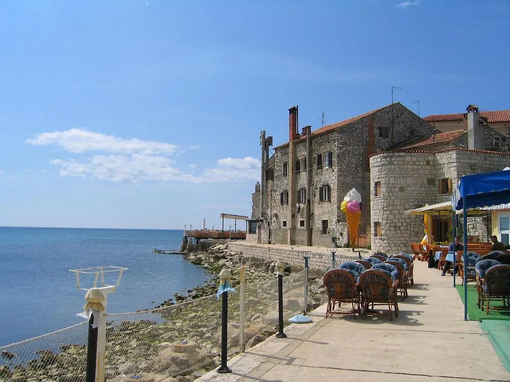 Villa Kanal Umago